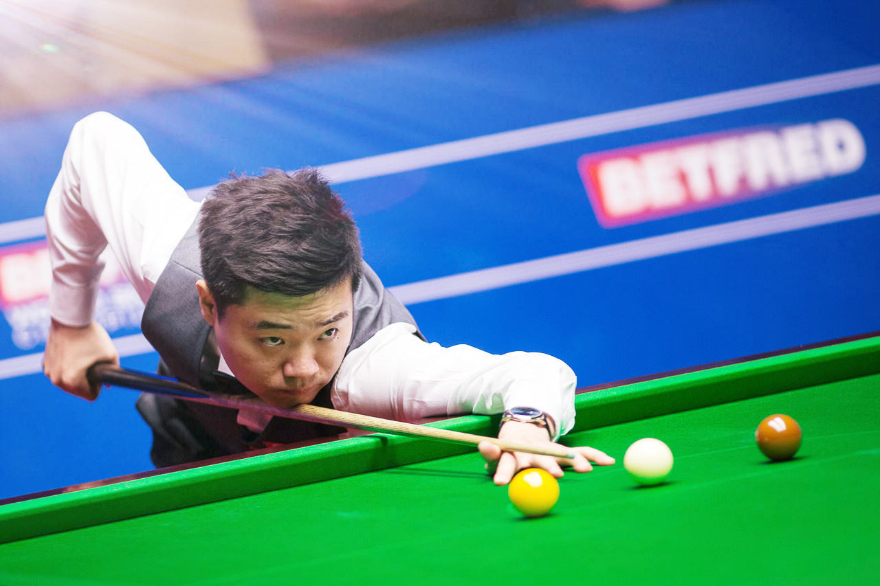 萨博尼斯和 萨博尼斯和