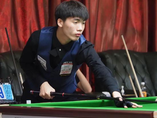 球员之一 球员之一