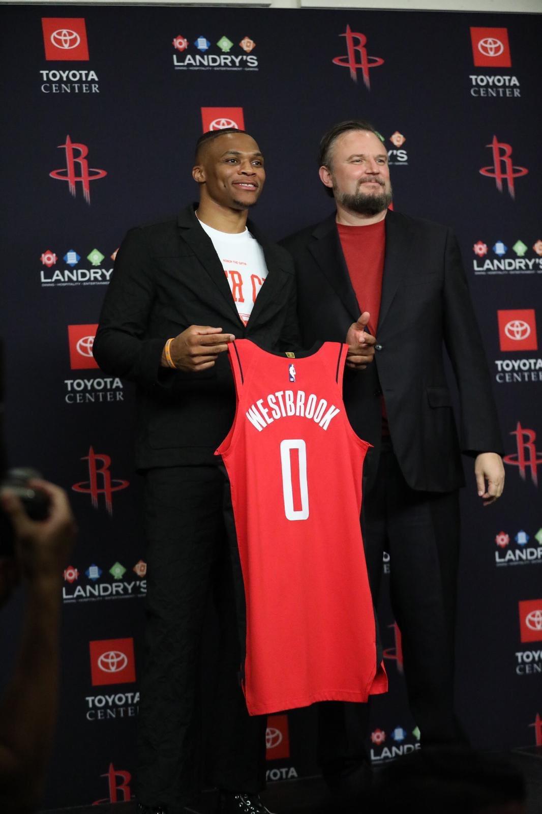 从品牌与公 从品牌与公